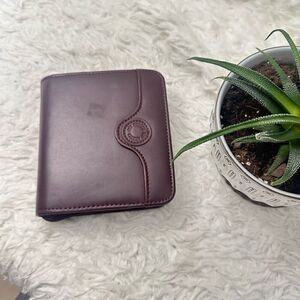 Day Runner Fact Centre Plus Personal Planner Zip Around Maroon PVC